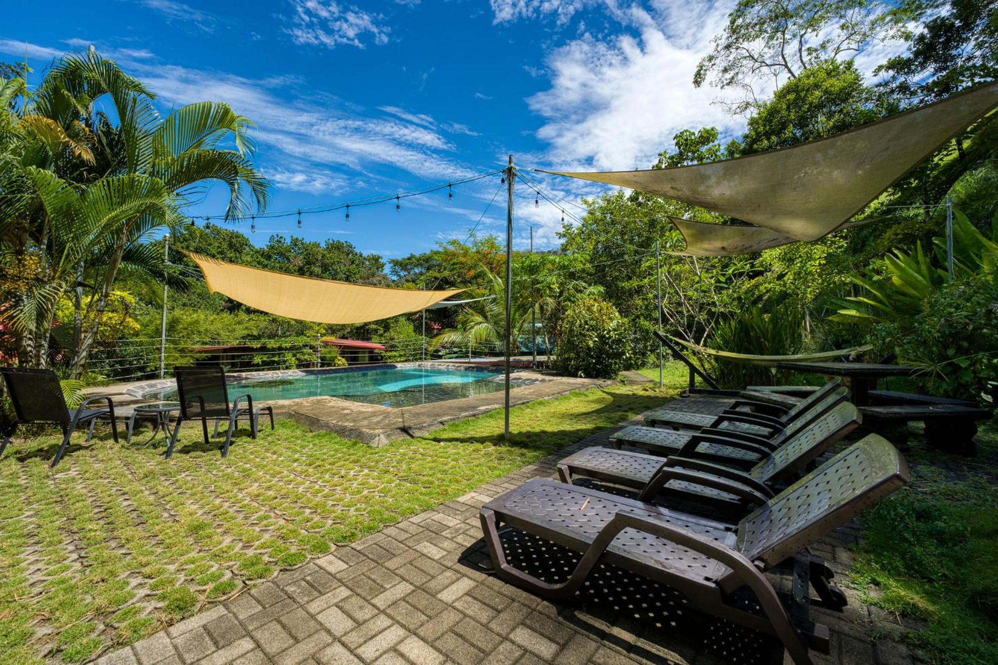 Bamboo River House And Hotel دومينيكال المظهر الخارجي الصورة