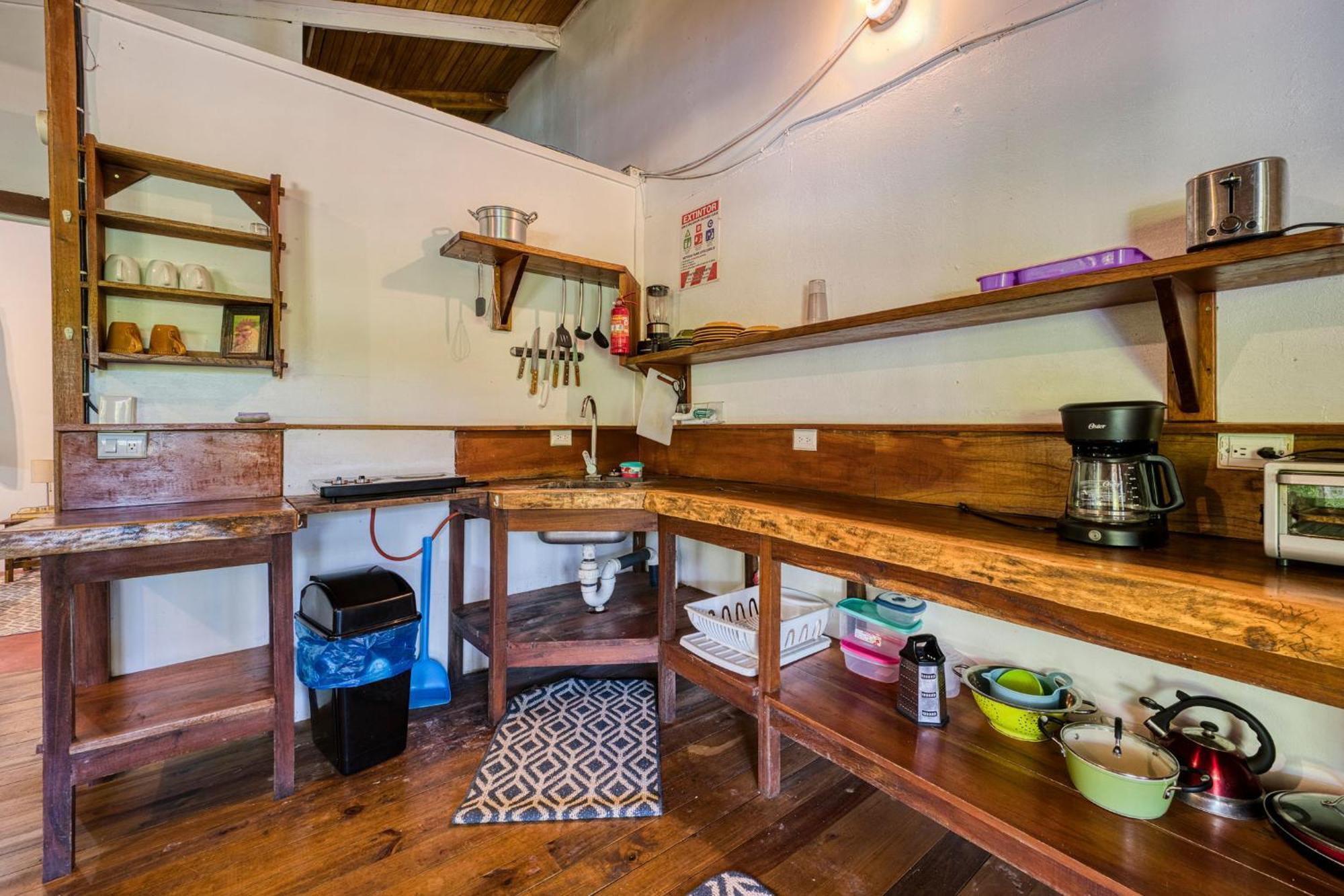 Bamboo River House And Hotel دومينيكال المظهر الخارجي الصورة